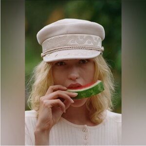 NWT Lack of Color Riviera Cap In Cream & Gold Size Small 55 cm